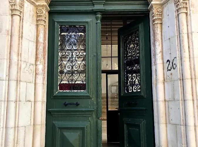Le Mat Hostel