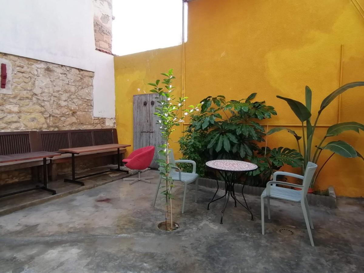 Le Mat Hostel